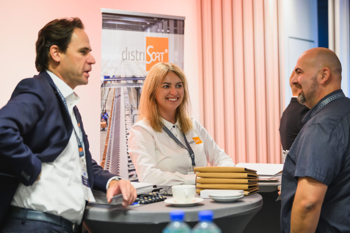 Ekspert omawiający technologię logistyczną podczas Chaingers Day